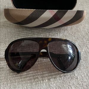 Burberry Tortoise Shell Sunglasses Authentic VINTAGE